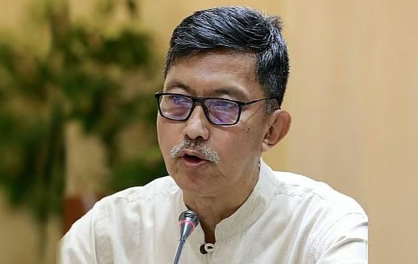 পার্বত্য মন্ত্রীর ঝটিকা পদত্যাগ এবং পাহাড়ে নানা জল্পনা–কল্পনা